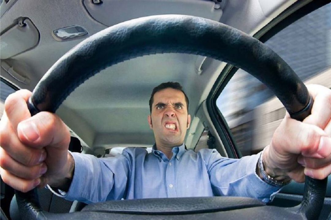 habitude matinale de conducteur auto
